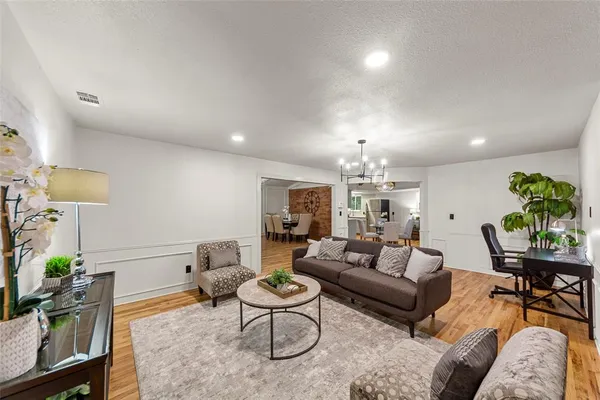 $3,200 | 1109 Linda Lane, Plano, TX 75075