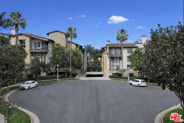 $1,050,000 | 13031 Villosa Place, Unit 122, Playa Vista, CA 90094