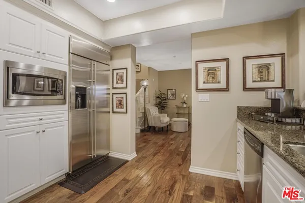 $1,050,000 | 13031 Villosa Place, Unit 122, Playa Vista, CA 90094