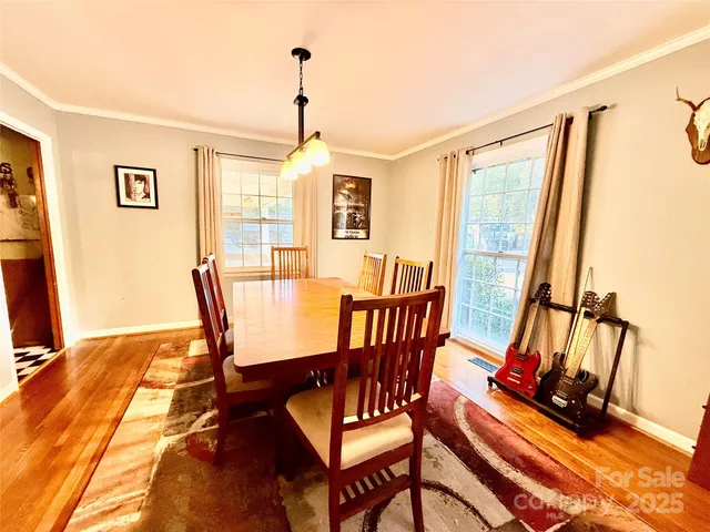 $295,000 | 43 Pinecrest Avenue, Great Falls, SC 29055