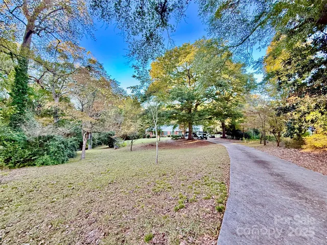 $295,000 | 43 Pinecrest Avenue, Great Falls, SC 29055