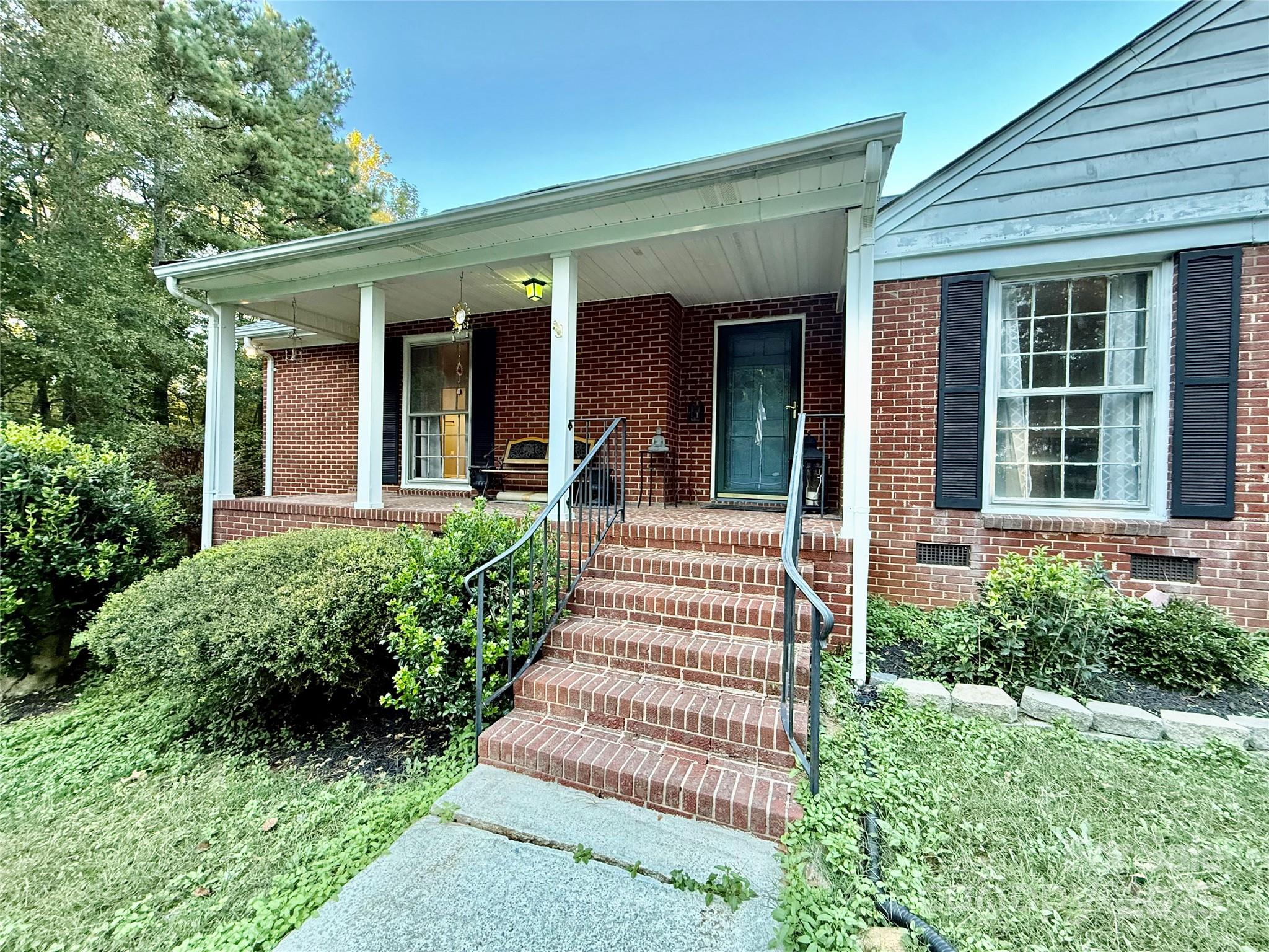 43 Pinecrest Avenue Great Falls, SC 29055 - Photo 6 of 36