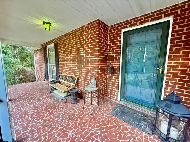 $295,000 | 43 Pinecrest Avenue, Great Falls, SC 29055