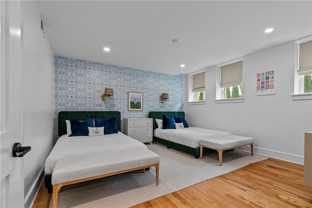 2 Eastnor Road, Unit 2 Newport, RI 02840 - Photo 32 of 42 Gallery Image 32