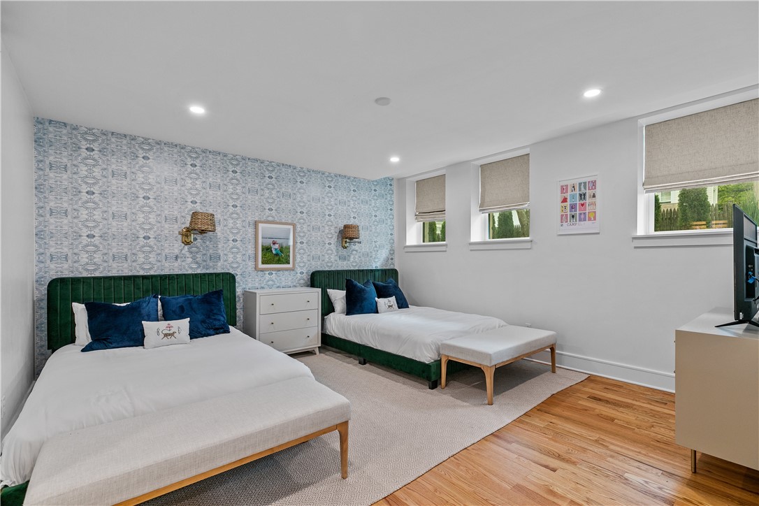 2 Eastnor Road, Unit 2 Newport, RI 02840 - Photo 33 of 42 Gallery Image 33