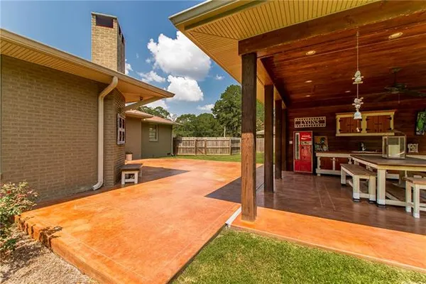 $470,000 | 1601 Sunset Drive, Bogalusa, LA 70427
