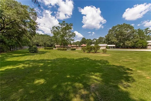 $470,000 | 1601 Sunset Drive, Bogalusa, LA 70427