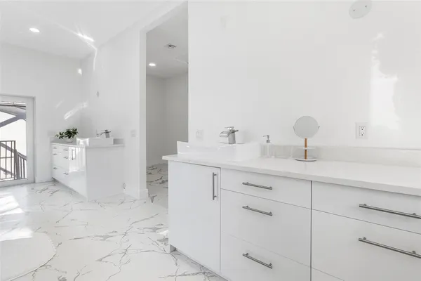 $3,999,999 | 7132 Northwest 62nd Terrace, Parkland, FL 33067