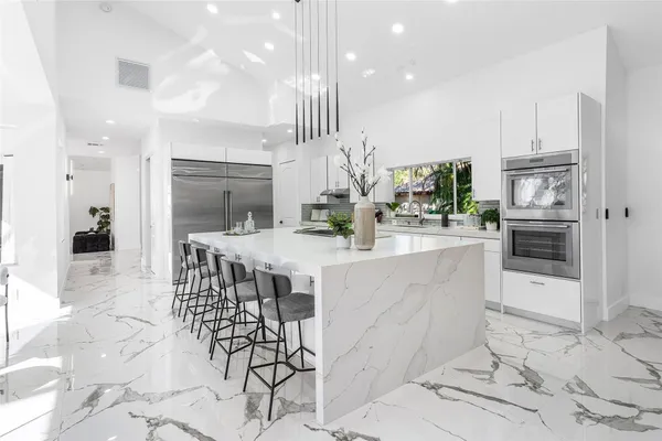 $3,999,999 | 7132 Northwest 62nd Terrace, Parkland, FL 33067