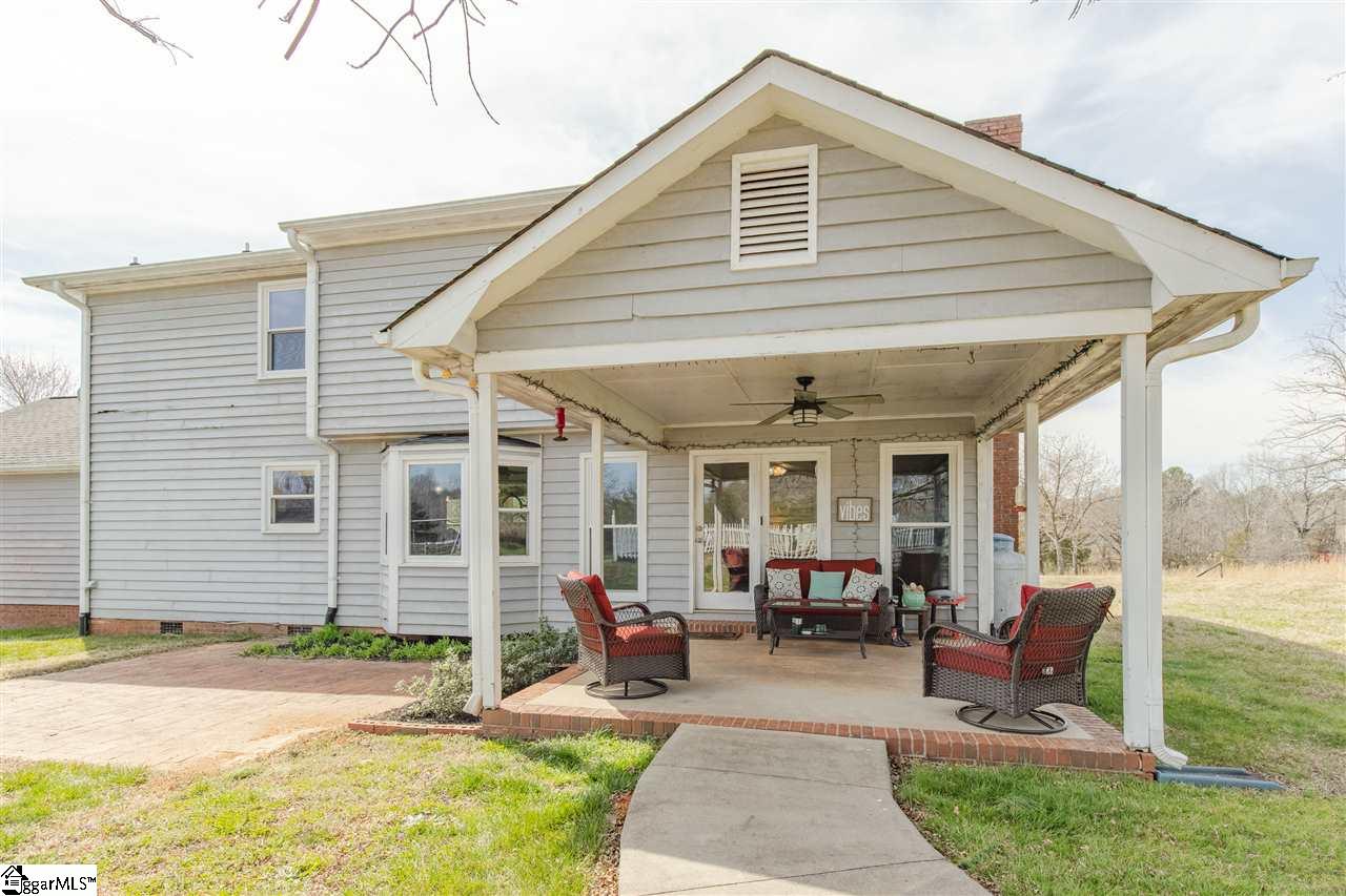 1776 Hannon Road Inman, SC 29349 - Photo 3 of 36
