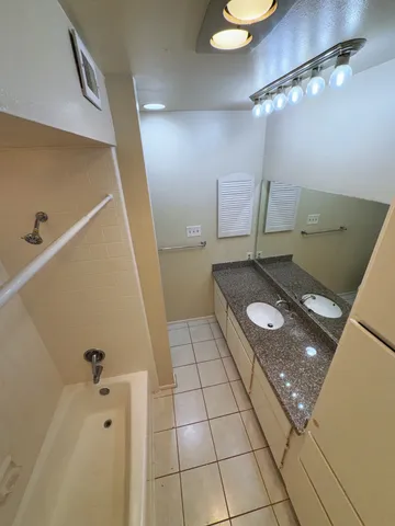 $1,550 | 2210 Dorrington Street, Unit 504, Houston, TX 77030