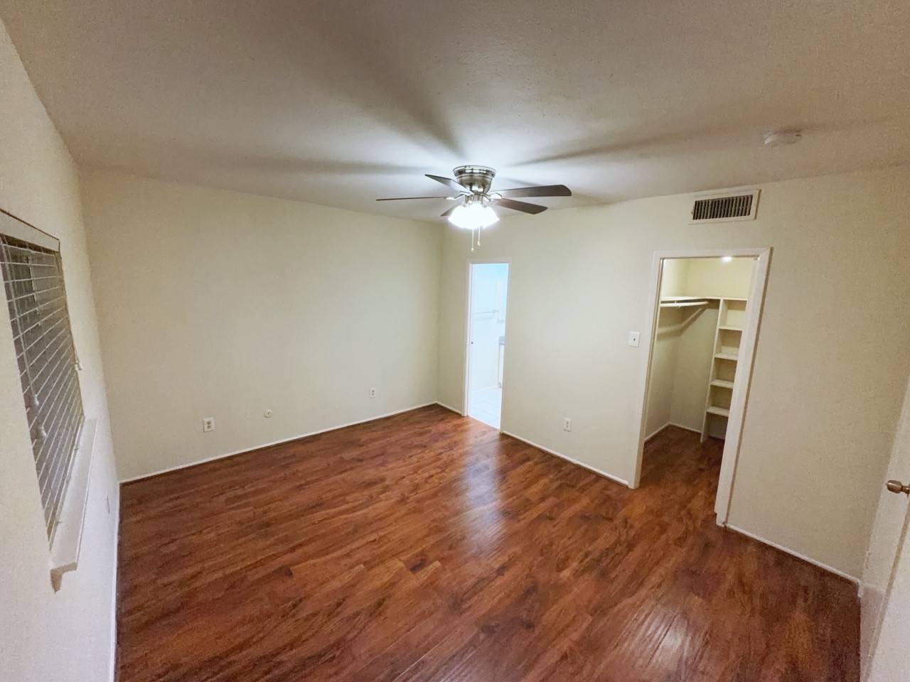 2210 Dorrington Street, Unit 504 Houston, TX 77030 - Photo 10 of 17