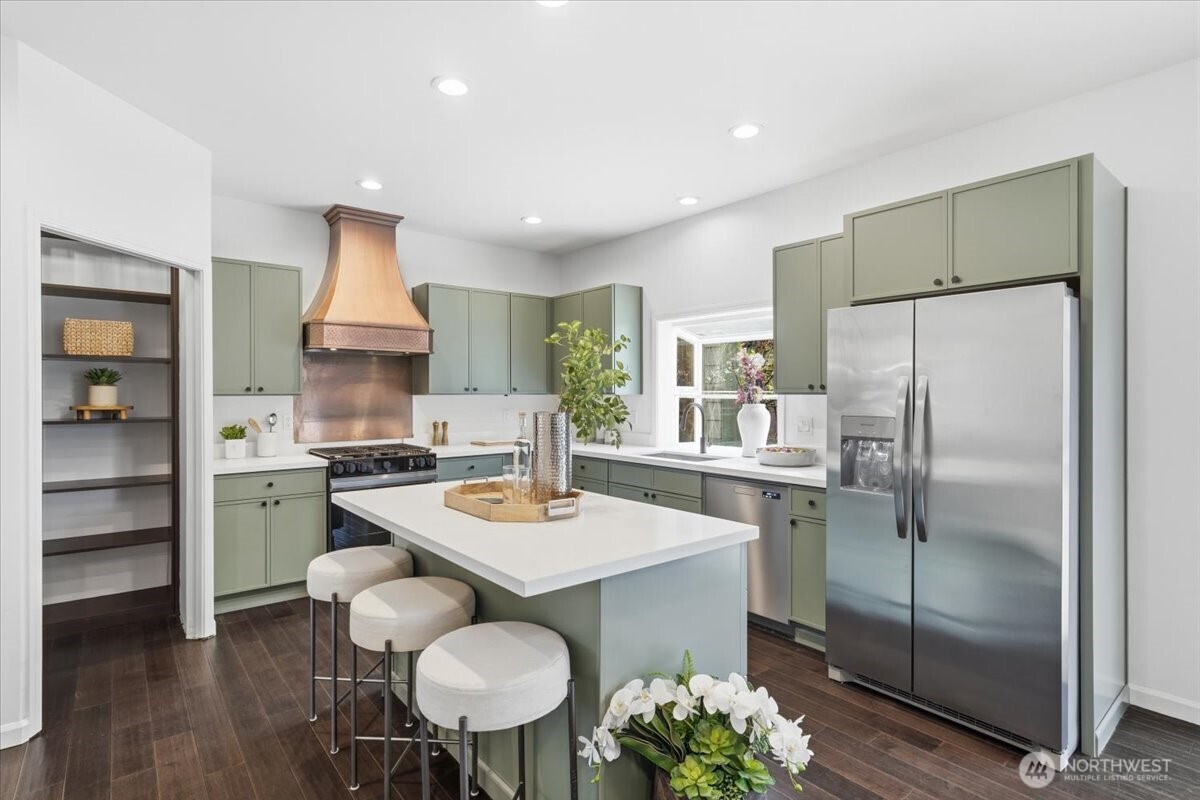 8145 5th Avenue Southwest Seattle, WA 98106 - Photo 11 of 38