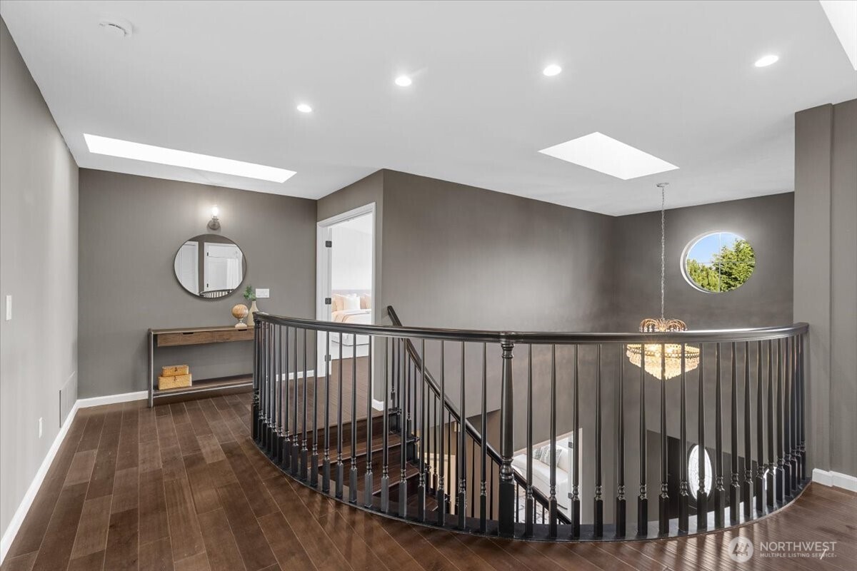 8145 5th Avenue Southwest Seattle, WA 98106 - Photo 17 of 38