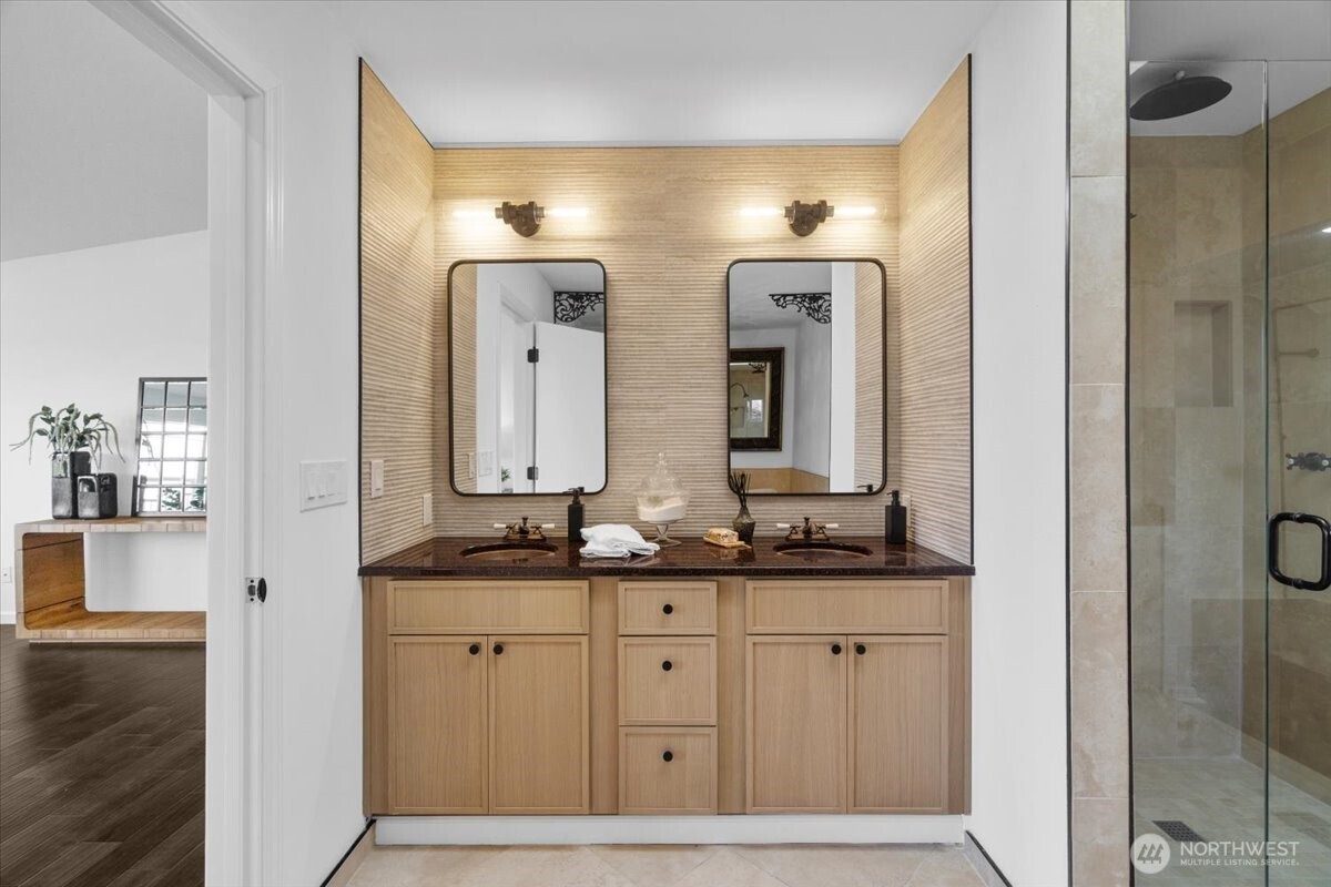 8145 5th Avenue Southwest Seattle, WA 98106 - Photo 22 of 38