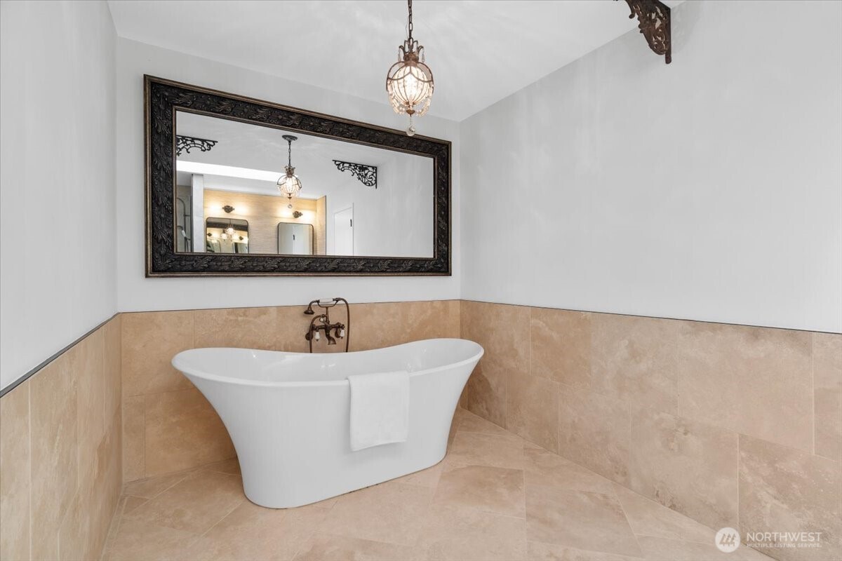 8145 5th Avenue Southwest Seattle, WA 98106 - Photo 24 of 38