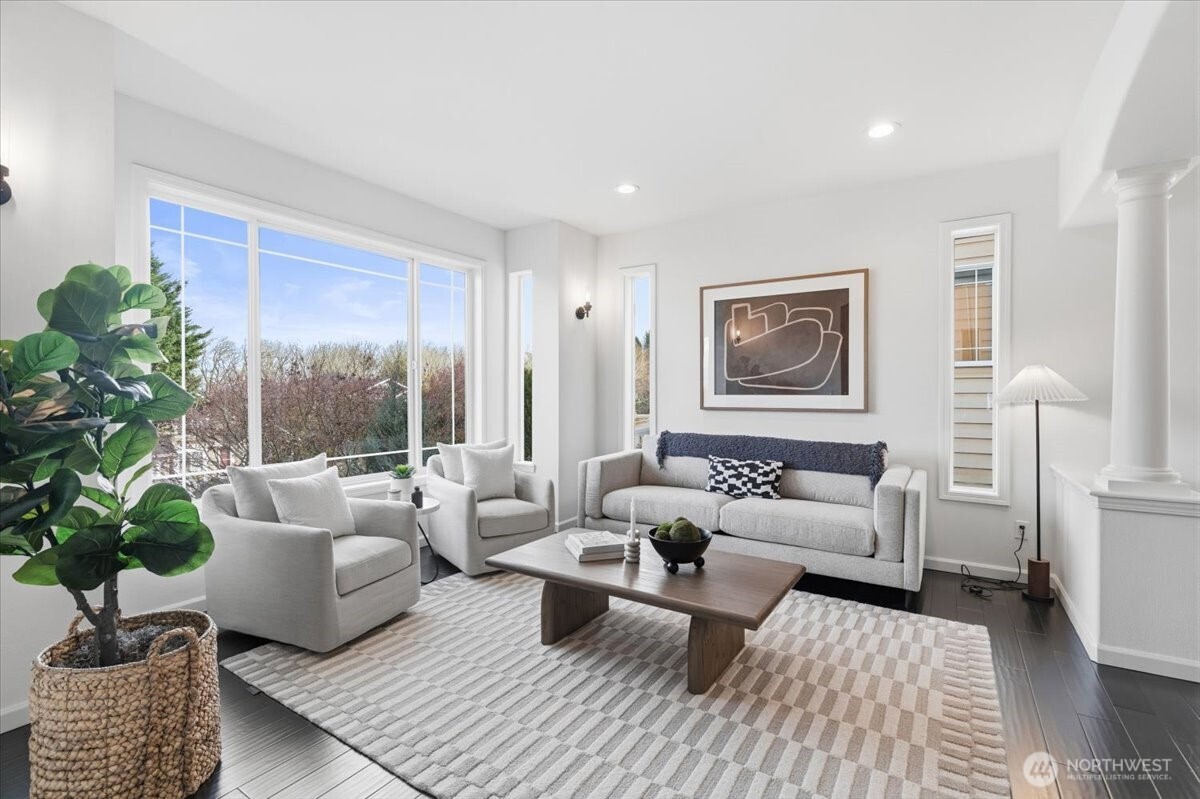 8145 5th Avenue Southwest Seattle, WA 98106 - Photo 5 of 38