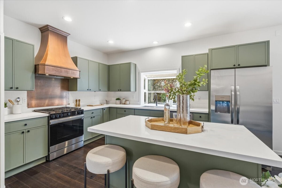 8145 5th Avenue Southwest Seattle, WA 98106 - Photo 8 of 38