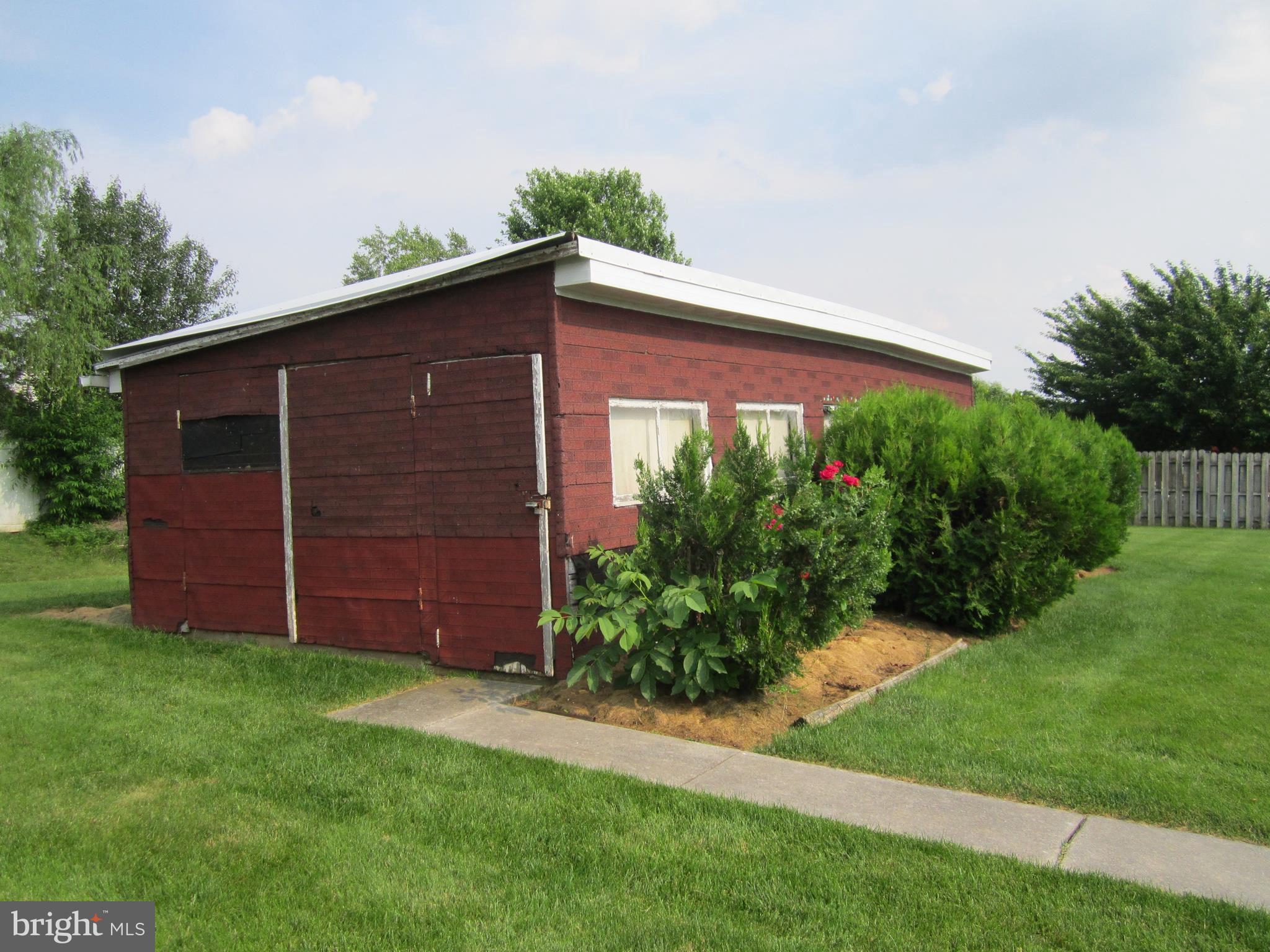 160 Palmyra Road Palmyra, PA 17078 - Photo 6 of 36 Gallery Image 6