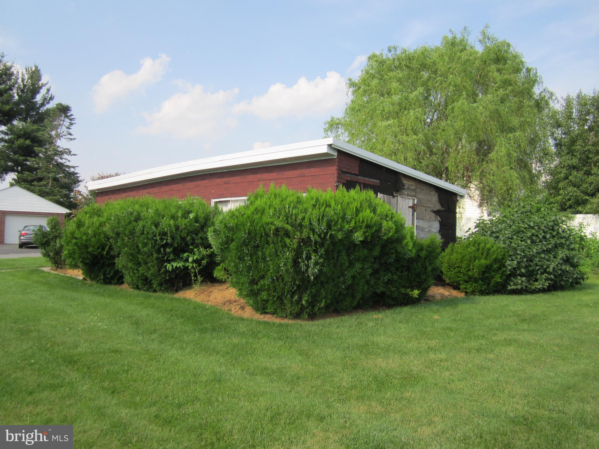 160 Palmyra Road Palmyra, PA 17078 - Photo 7 of 36 Gallery Image 7