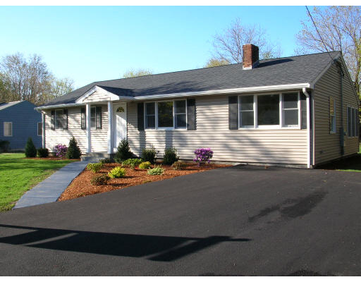 14 Worcester Road Sharon, MA 02067 - Photo 1 of 19 Gallery Image 1