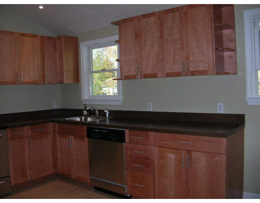 14 Worcester Road Sharon, MA 02067 - Photo 7 of 19 Gallery Image 7