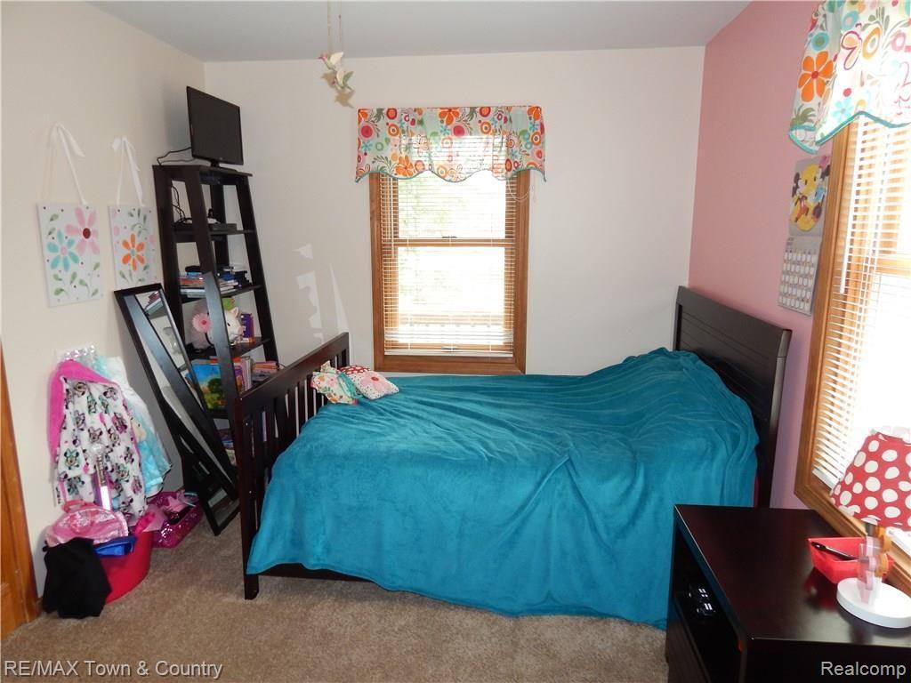 5257 East Carpenter Road Flint, MI 48506 - Photo 21 of 35