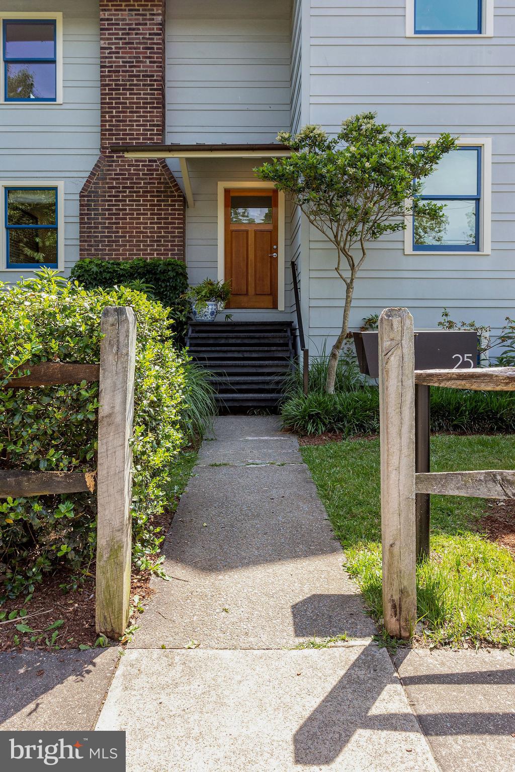 25 East Braddock Road Alexandria, VA 22301 - Photo 5 of 81 Welcome to this amazing OPEN and contemporary home