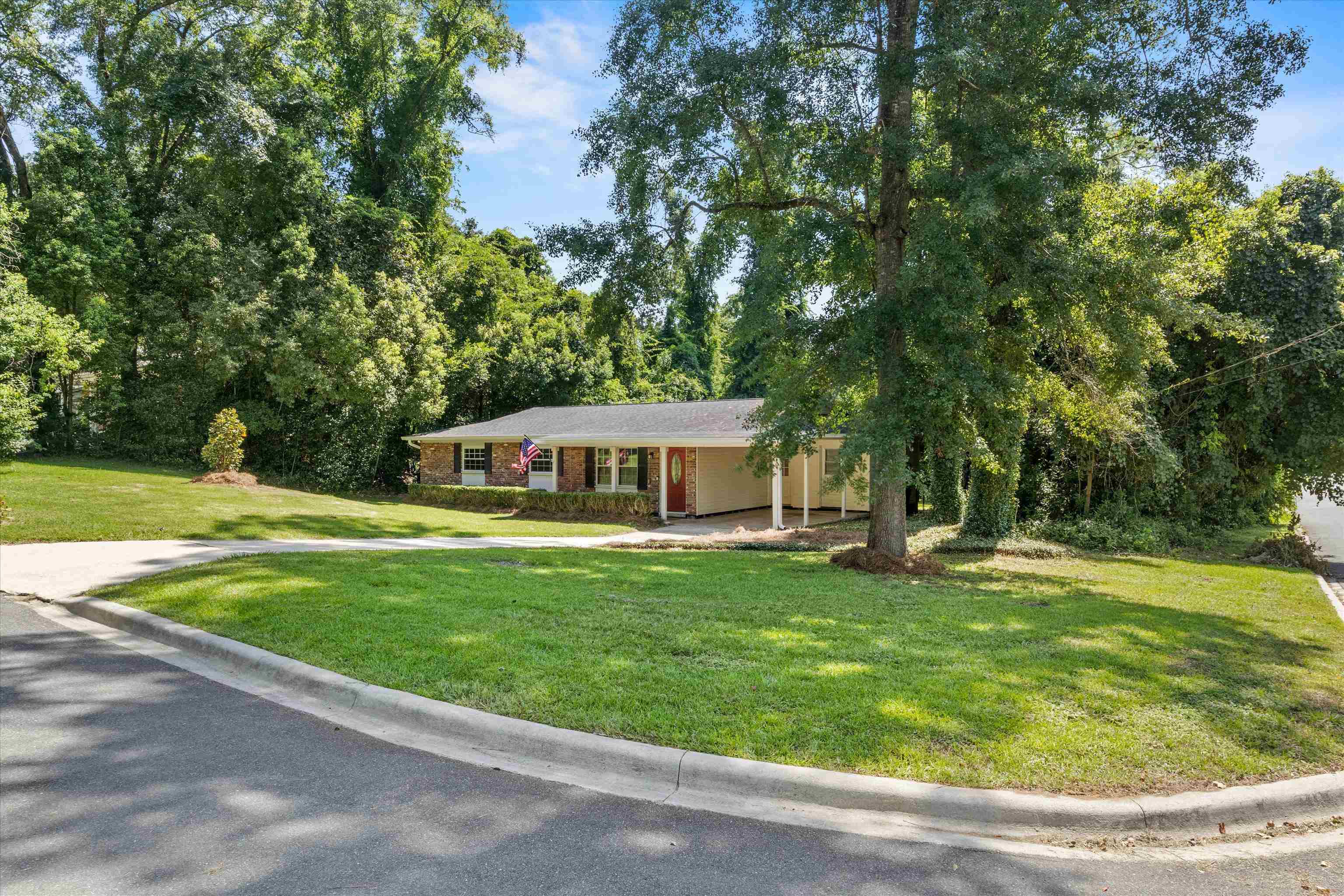 2301 Spoonwood Drive Tallahassee, FL 32303 - Photo 6 of 37