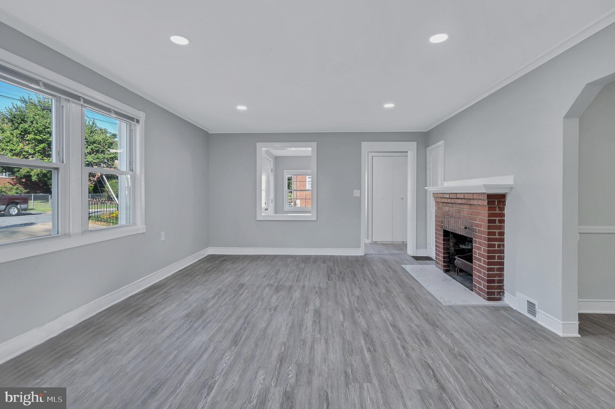 9121 Kimes Street Silver Spring, MD 20901 - Photo 4 of 32 Gallery Image 4