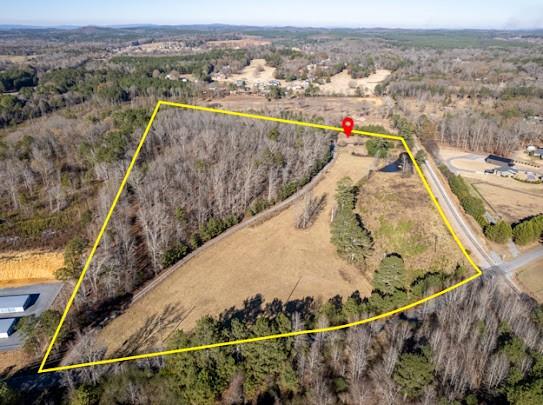 165 Lake Creek Road Cedartown, GA 30125 - Photo 6 of 28 a view of a sky from a balcony