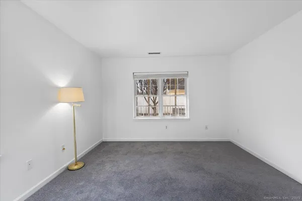 $274,900 | 75 Washington Avenue, Unit 7106, Hamden, CT 06518