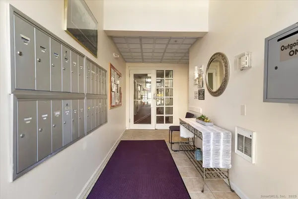$274,900 | 75 Washington Avenue, Unit 7106, Hamden, CT 06518