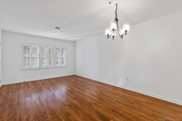 $274,900 | 75 Washington Avenue, Unit 7106, Hamden, CT 06518