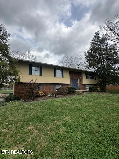 7712 Castlecomb Road Powell, TN 37849 - Photo 1 of 21 7712 Castlecomb front pic