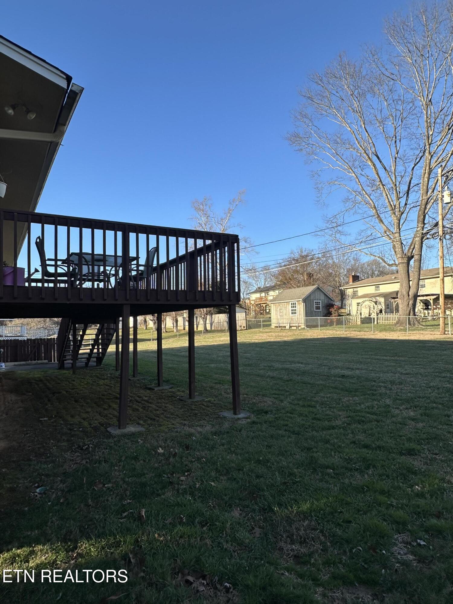 7712 Castlecomb Road Powell, TN 37849 - Photo 4 of 21 IMG_6035