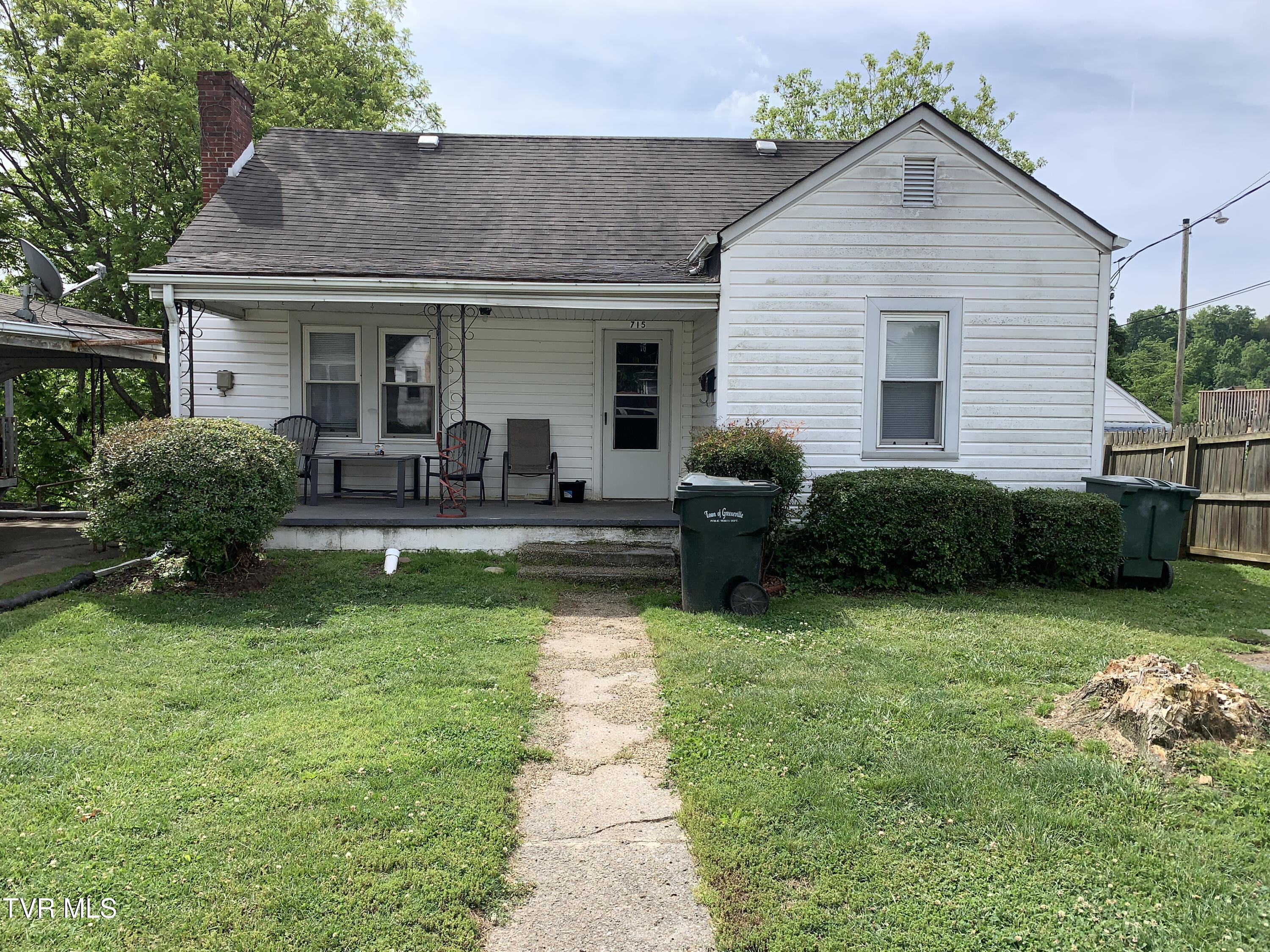 715 Carson Street Greeneville, TN 37743 - Photo 1 of 22 IMG_4133
