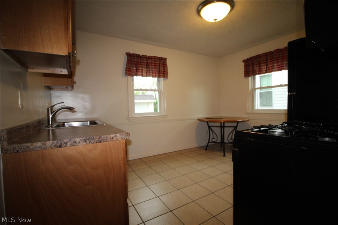 6340 State Road Cleveland, OH 44134 - Photo 7 of 35