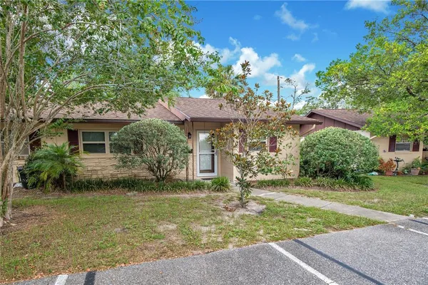 $159,000 | 13 Villa Villar Court, Unit 130, DeLand, FL 32724