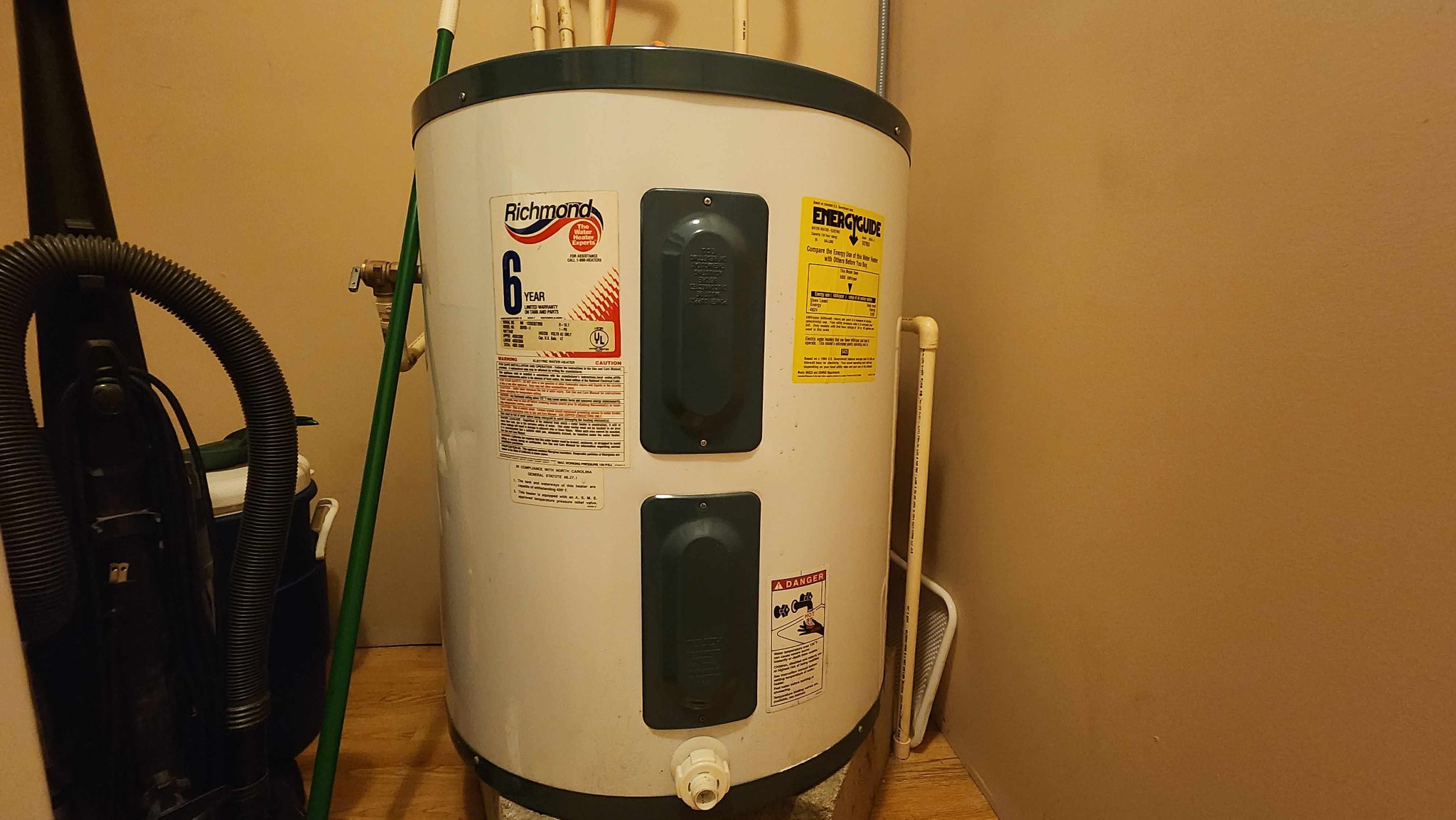 348 Bill Hunter Road Celina, TN 38551 - Photo 32 of 49 a front view of a house with wooden floor