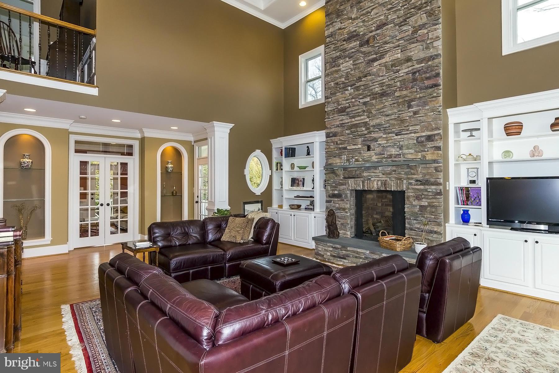 11825 Frederick Road Ellicott City, MD 21042 - Photo 19 of 30 Family Room