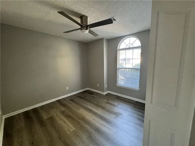 $2,000 | 104 Windridge Drive, Brunswick, GA 31520