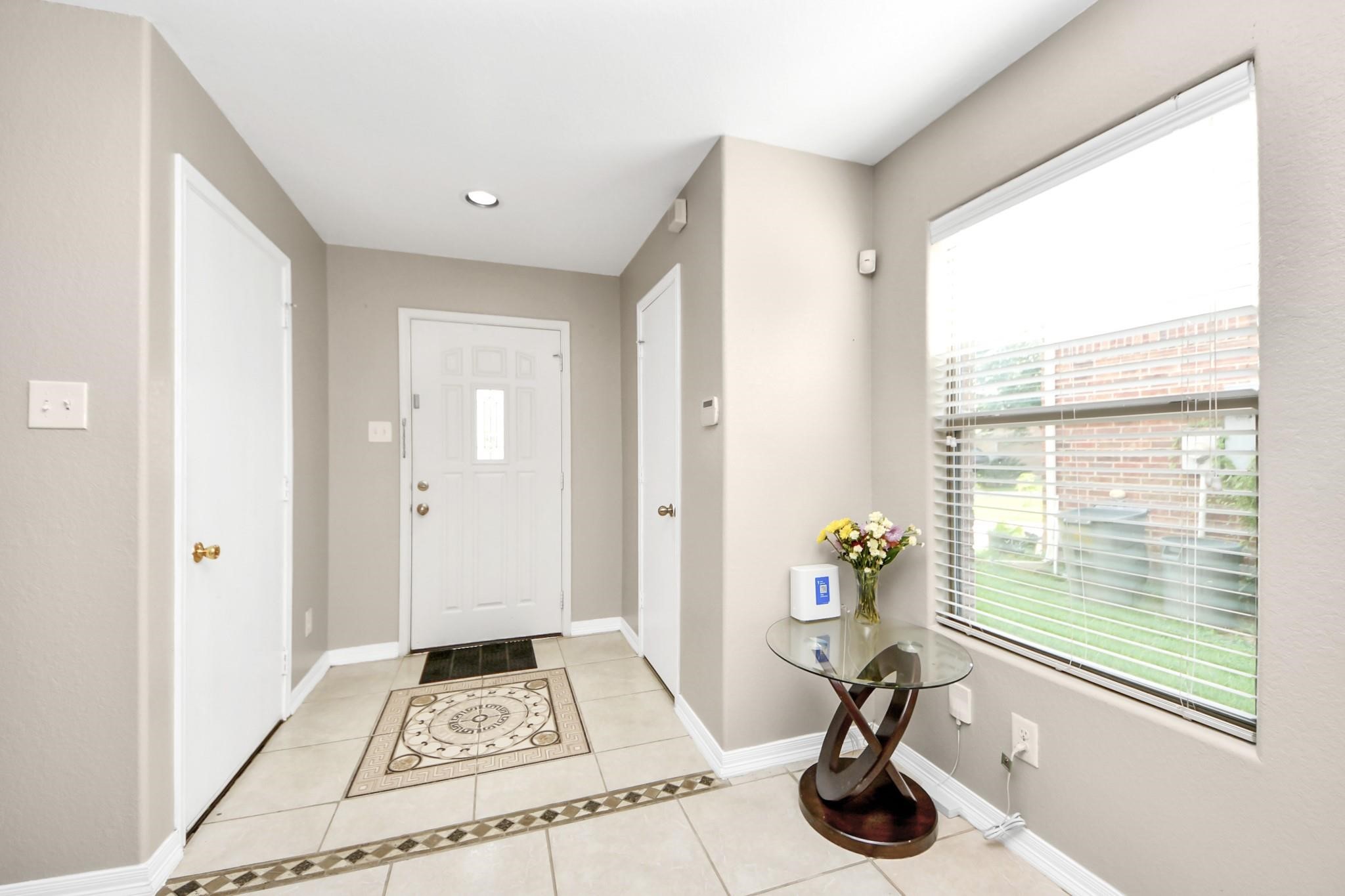 16542 Peyton Ridge Circle Houston, TX 77049 - Photo 5 of 16 a view of bathroom