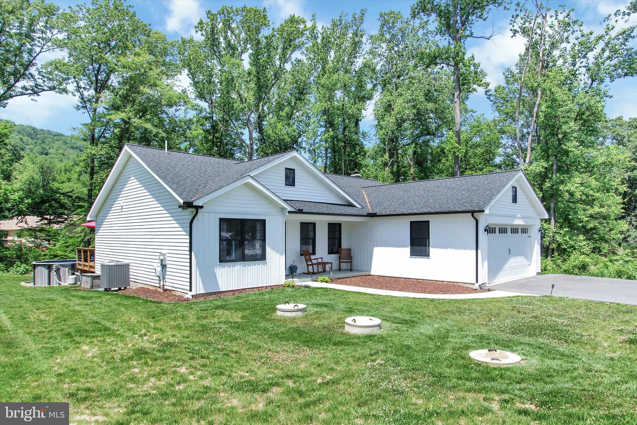 681 Jacks Mountain Road Fairfield, PA 17320 - Photo 2 of 34