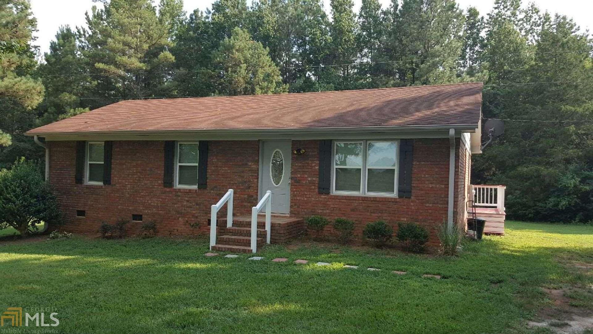 1815 Craft Road Elberton, GA 30635 - Photo 1 of 1 a view of a house with a backyard