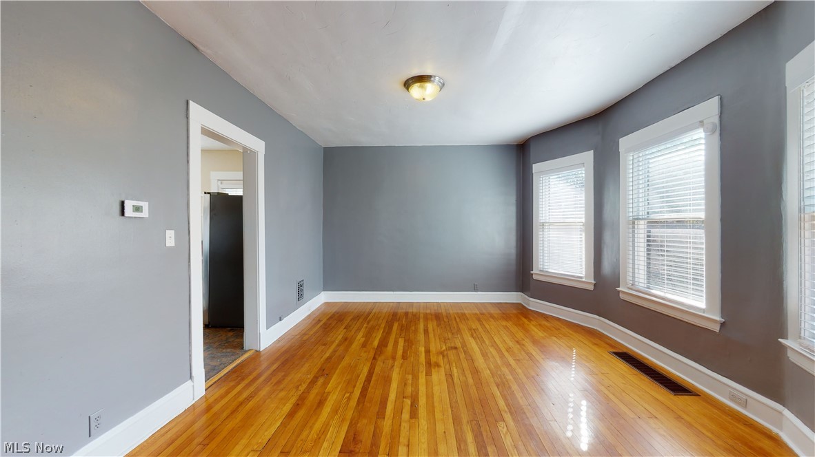 1671 Rydalmount Road Cleveland Heights, OH 44118 - Photo 5 of 25