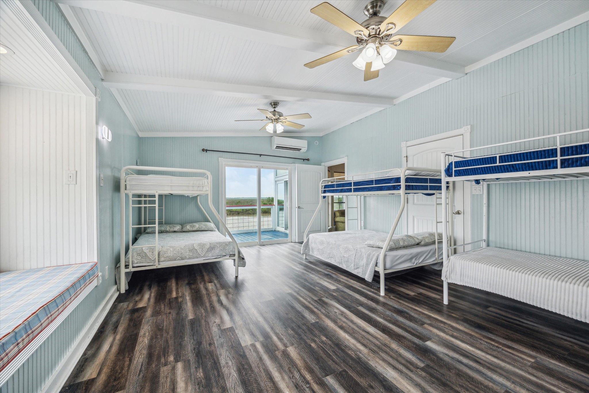 395 Redfish Drive Freeport, TX 77541 - Photo 25 of 33