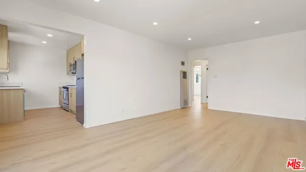 $3,950 | 1413 18th Street, Unit D, Santa Monica, CA 90404