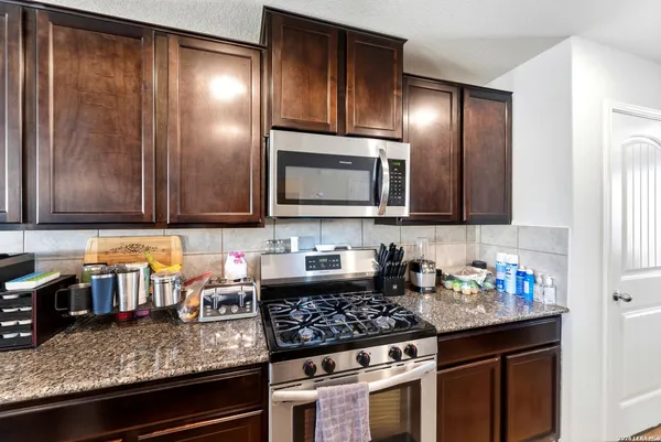 $340,000 | 8919 Taylor Grove, San Antonio, TX 78254