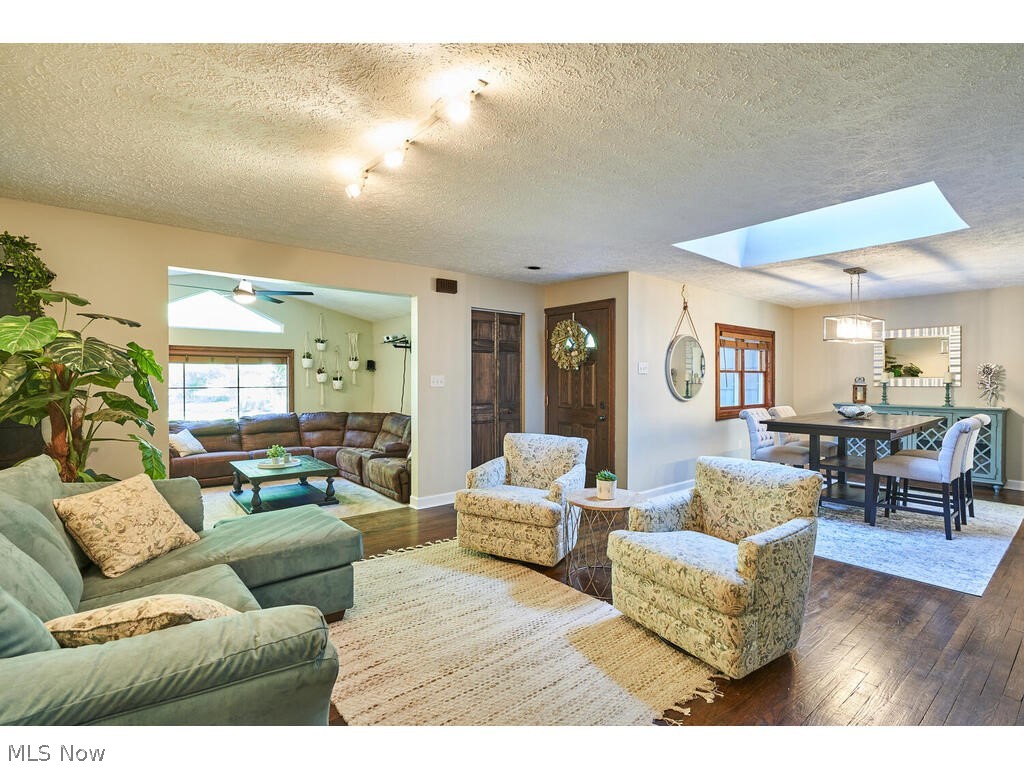 837 Brunsdorph Road Fairlawn, OH 44333 - Photo 6 of 35 View of entertaining space.
